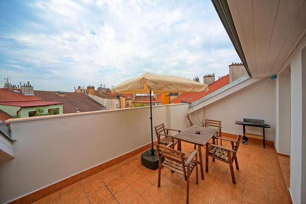 Apartment Na Kozacce 6 Prag Exterior foto