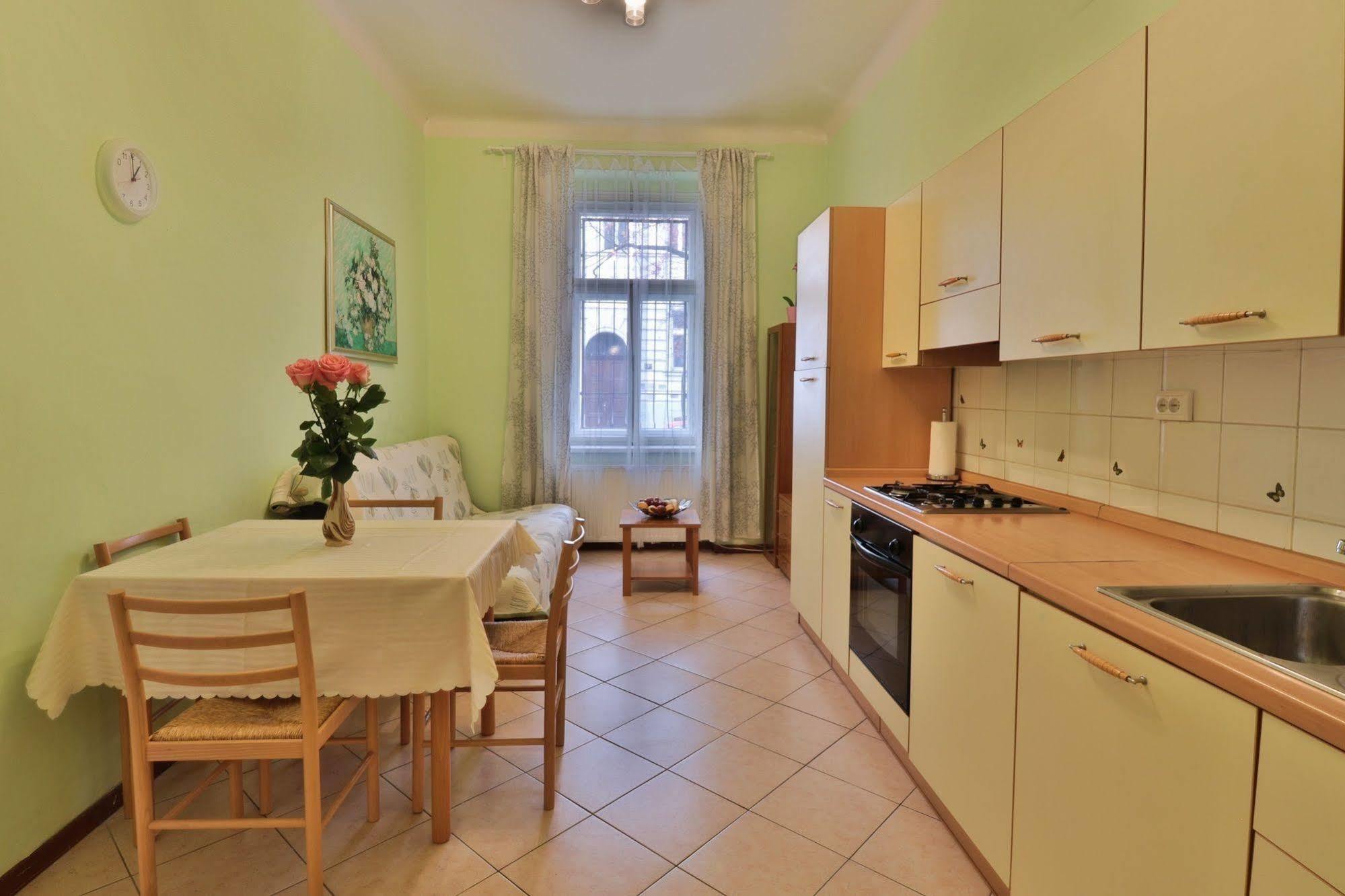Apartment Na Kozacce 6 Prag Exterior foto